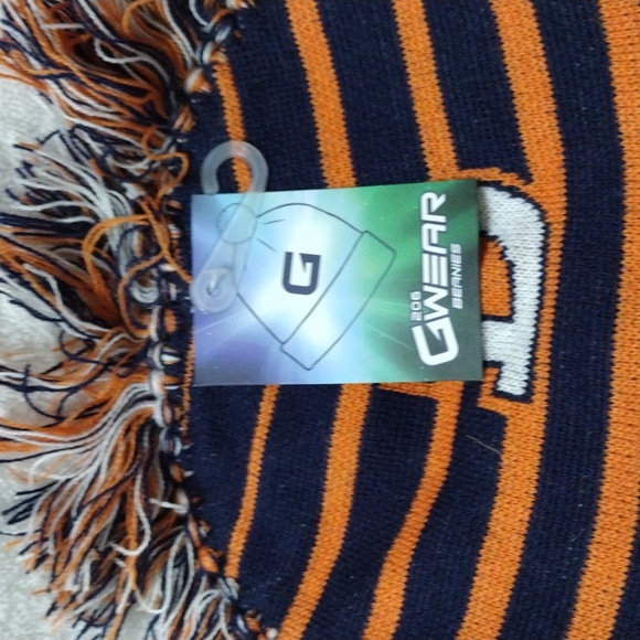 DENVER BRONCOS:  YOUTH MOHAWK BEANIE - Picture 3 of 5